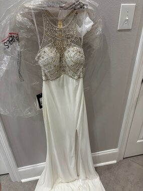 Tony Bowls | Dresses | Tony Bowls Black And Gold Prom Dress | Poshmark Tony Bowls | Dresses | Tony Bowls Black And Gold Prom Dress | Poshmark